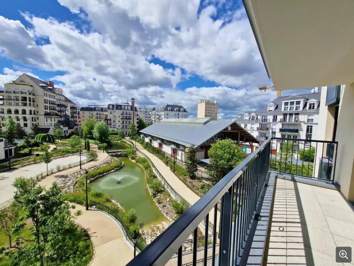 Sublime Appartement 4 Etoiles Neuf T3 Aputeaux 61M2 Proche La Defense, 10M2 De Terrasse Avec Magnifique Vue Luaran gambar